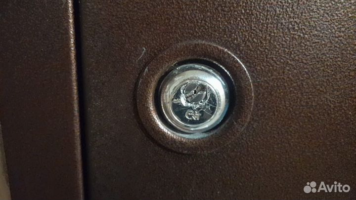 Вскрыть замок авто сейф гараж офис квартира Замена