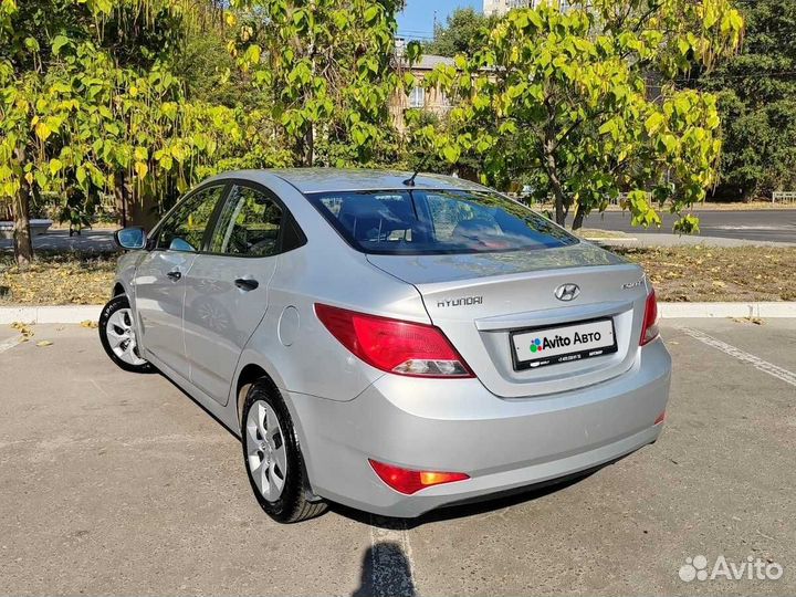 Hyundai Solaris 1.6 МТ, 2015, 111 515 км