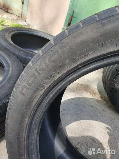 Nokian Tyres Hakka Black 245/45 R18 100Y