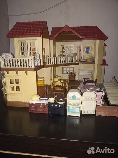 Sylvanian families большой дом со светом