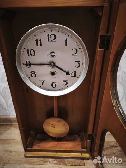 Часы настенные СССР Орловский часовой завод