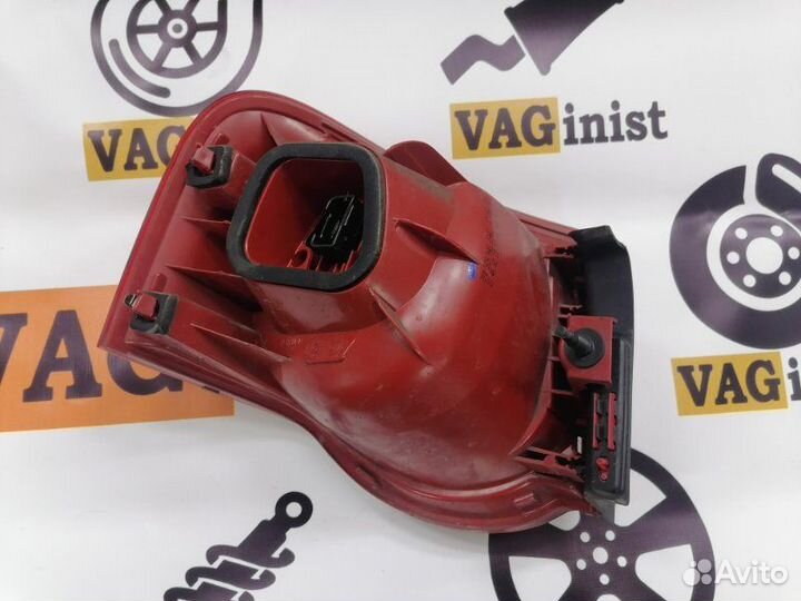 Фонарь задний правый задний правый Vw Passat B6