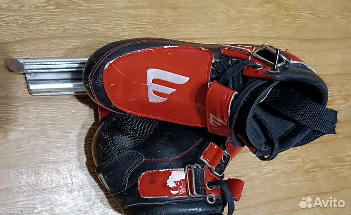 Коньки для шорт-трека