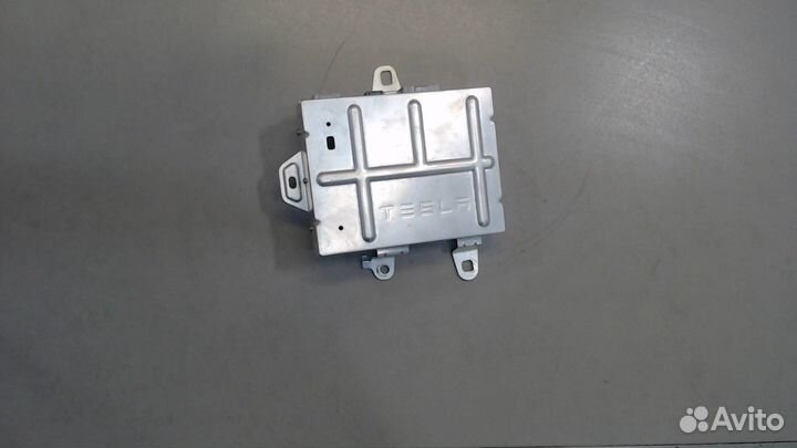 Усилитель звука Tesla Model Y, 2021