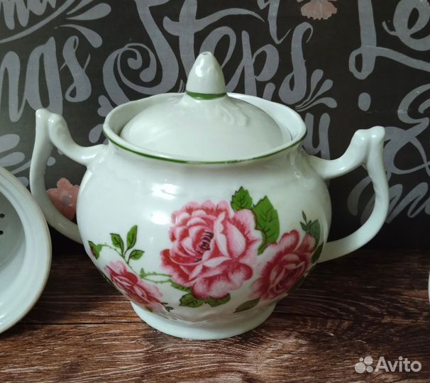 Сахарница фарфор СССР ситечки- фарфор