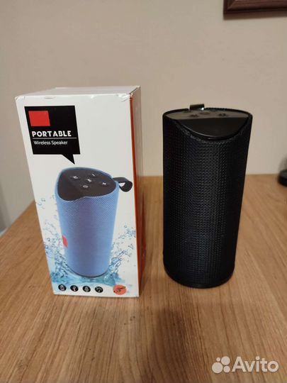 Беспроводная блютуз колонка