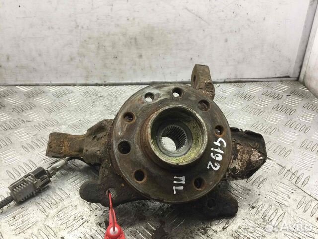 Ступица передняя левая Opel Zafira Z19dt