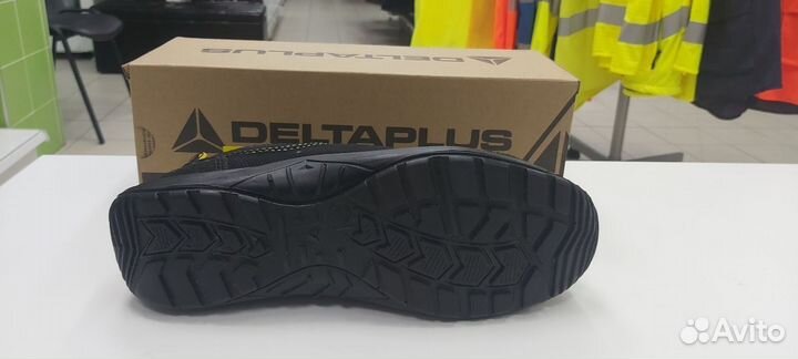 Рабочая обувь Delta Plus miami S1P SRC ESD, черный