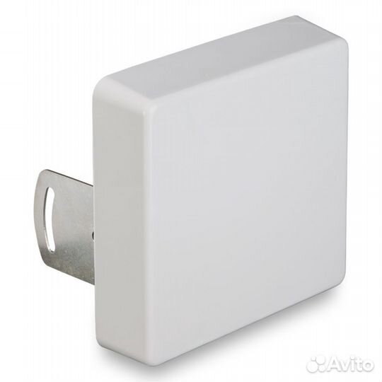 Широкополосная 2G/3G/4G антенна 15дб KP15-750/2900