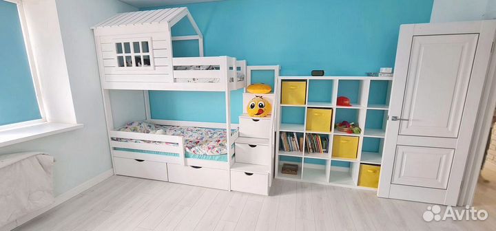 Двухъярусная кровать из массива