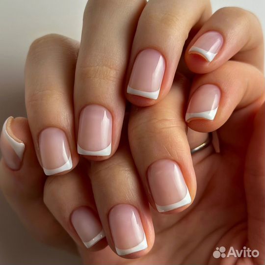 Маникюр, покрытие гель-лаком, укрепление