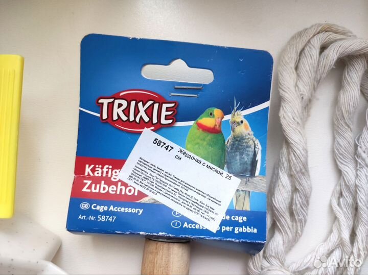 Кормушки поилки аксессуары для птиц