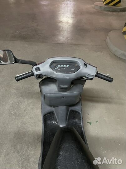Honda lead 90