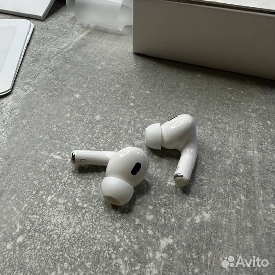 Airpods Pro 2 с шумоподавлением