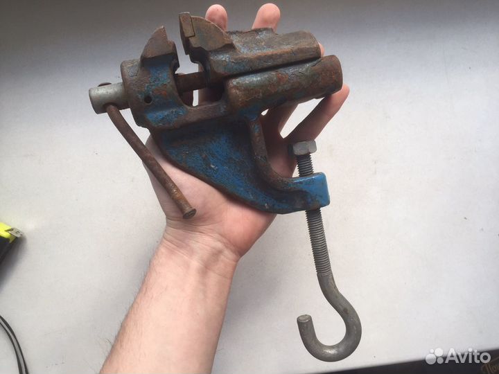 Тиски тисочки