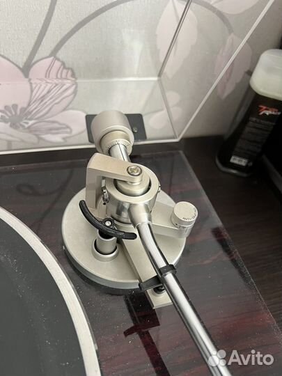 Виниловый проигрыватель victor QL-A70