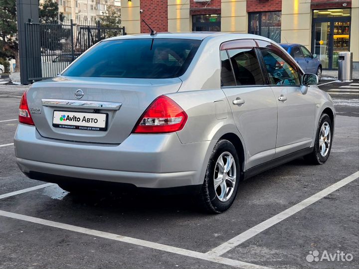 Nissan Tiida 1.5 AT, 2005, 285 000 км