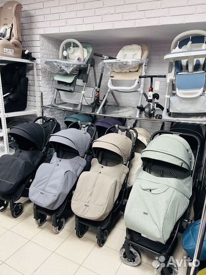 Прогулочная коляска новая