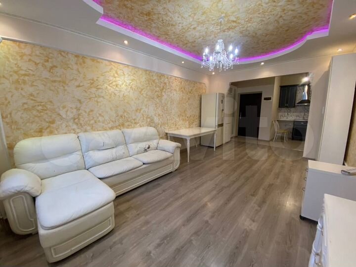 2-к. квартира, 55 м², 13/25 эт.