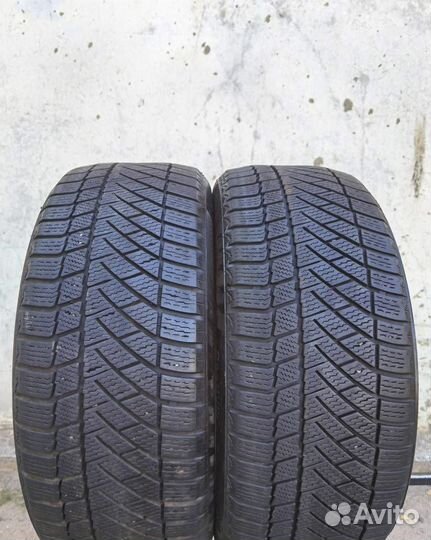 Continental ContiVikingContact 6 205/50 R17 93T
