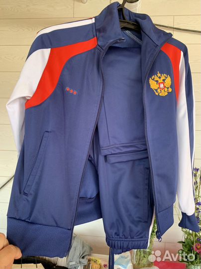 Спортивный костюм