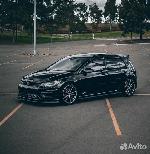 R18/5/112 Pretoria VW Golf R, Passat, Octavia