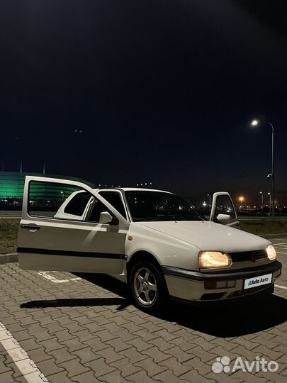 Volkswagen Golf 1.8 AT, 1993, 328 058 км