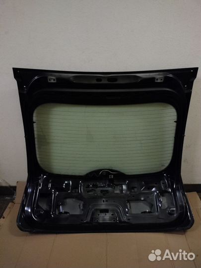 Крышка багажника Форд фокус 2 хэчбэк 2006г