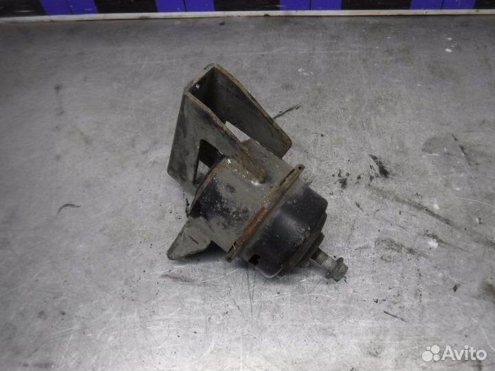 Опора двигателя передняя правая Ssang Yong Actyon