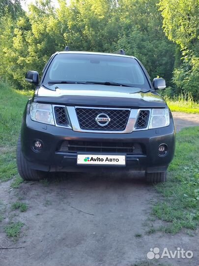 Nissan Pathfinder 2.5 AT, 2012, 220 000 км