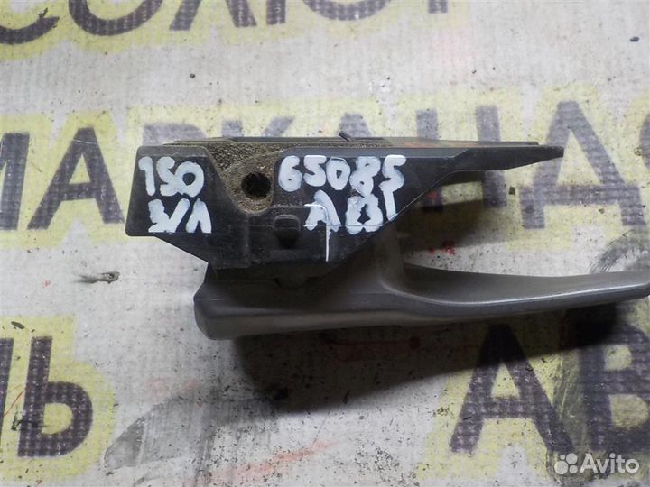 Ручка двери внутренняя левая Toyota Corolla (E150