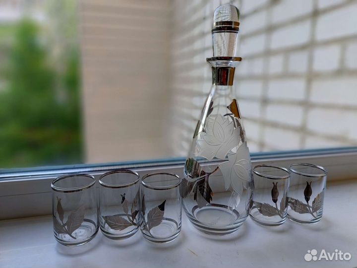 Графин с рюмками Чешский