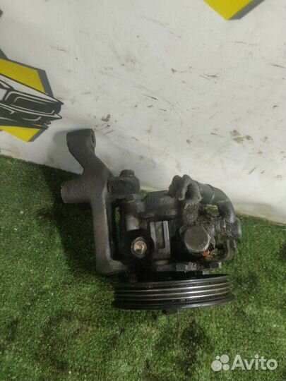 Насос гура Kia Spectra седан 2007