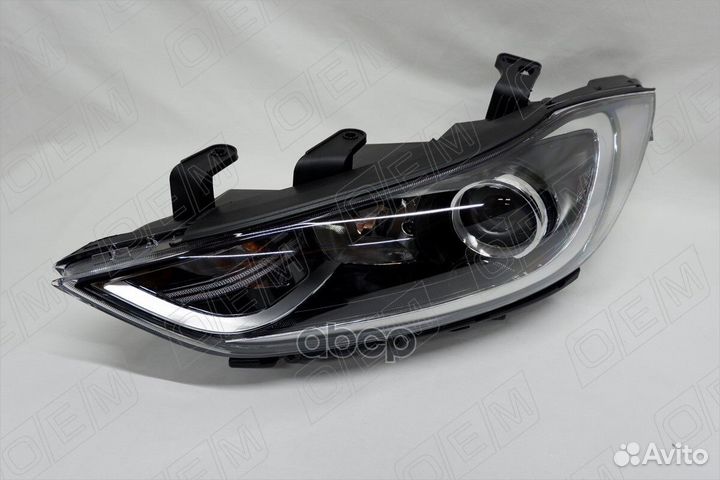 Фара левая Hyundai Elantra 6 AD 2016-2018