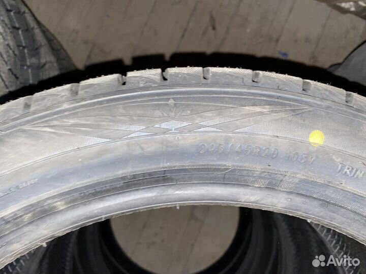 Triangle Snowlink PL02 245/45 R20 103V