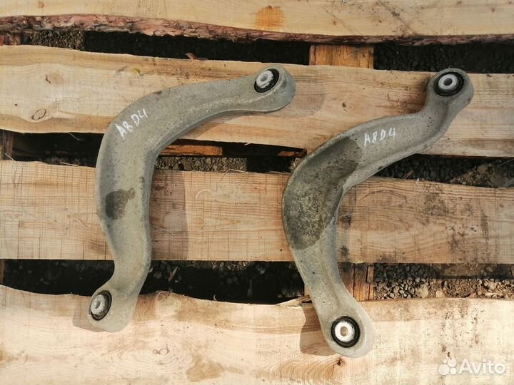 Рычаг задний верхний audi A8D4 2010-2017