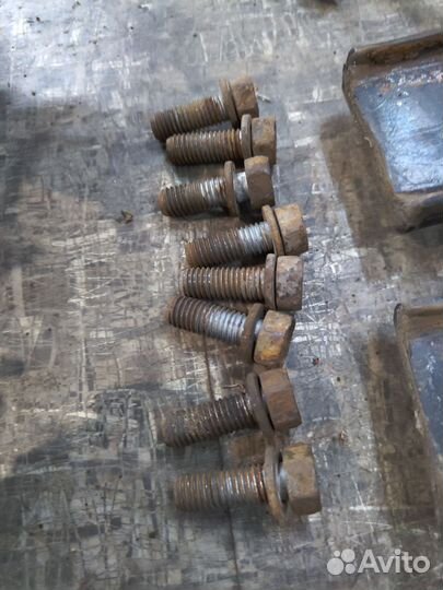 Крепление рессор Додж караван Вояджер 01-07г