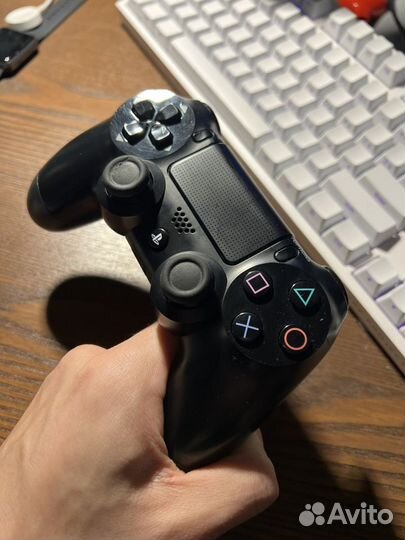 Sony dualshock 4 v2 оригинал