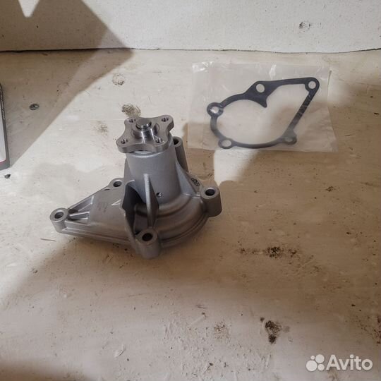 Помпа, водяной насос hyundai Getz/KIA Rio II