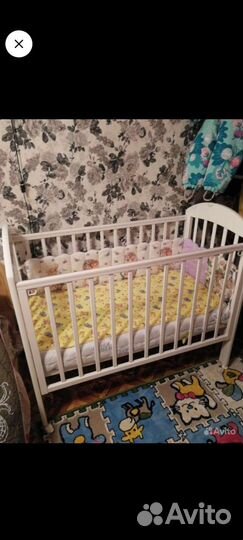 Детская кроватка