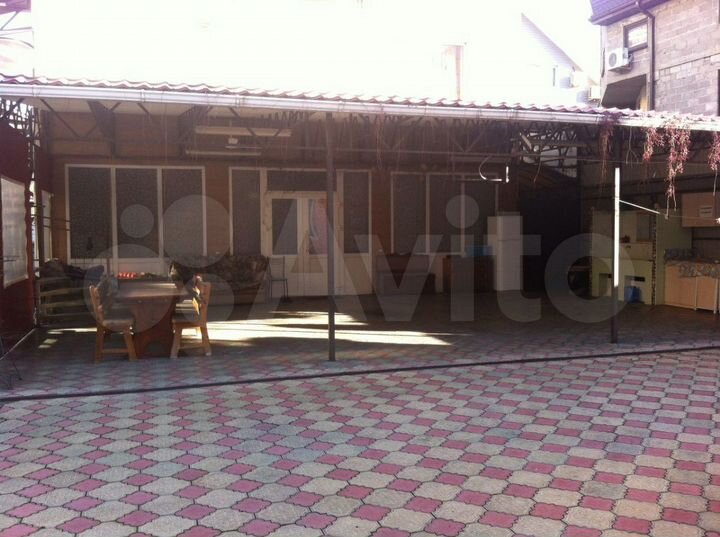 Дом 456 м² на участке 7 сот.