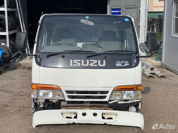 Кабина Isuzu Elf NHS69E 4JG2 1995