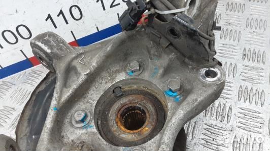 Ступица передняя левая toyota prius XW30 (6UK06K90