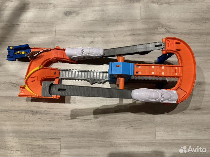 Hot wheels поезд