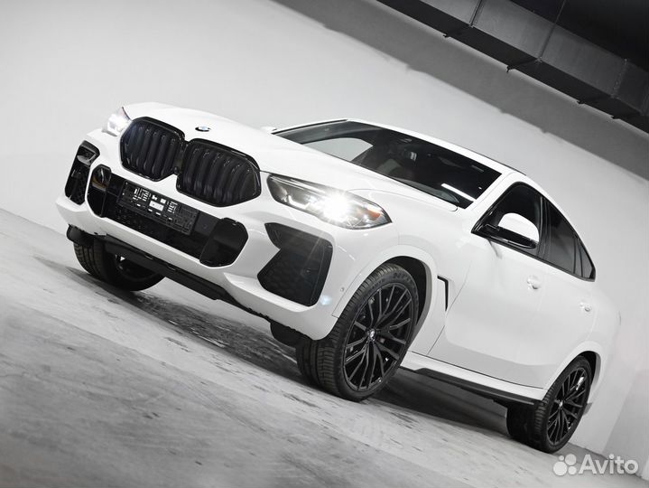 BMW X6 3.0 AT, 2022, 7 882 км