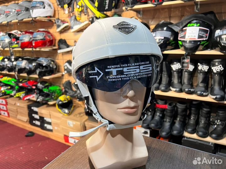 Каска белая кожзам с очками для мото