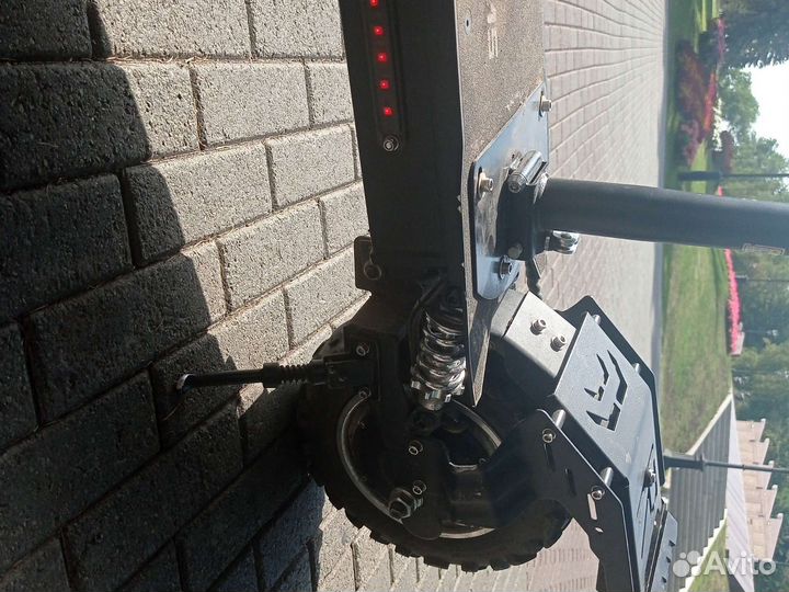 Элекросамокат кугу Кирин м5