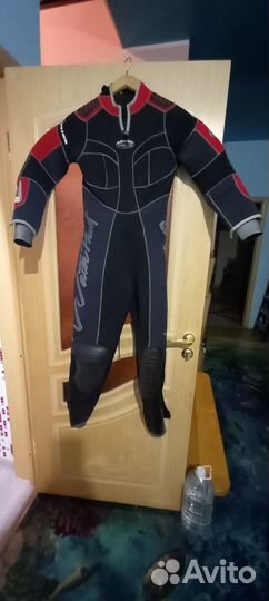 Женский гидрокостюм 7мм (размер М)