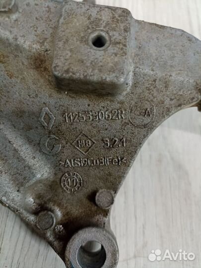 Кронштейн опора крепления кпп коробки передач Rena