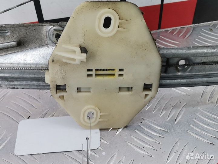 Стеклоподъемник Renault Clio 2 рест. 2003